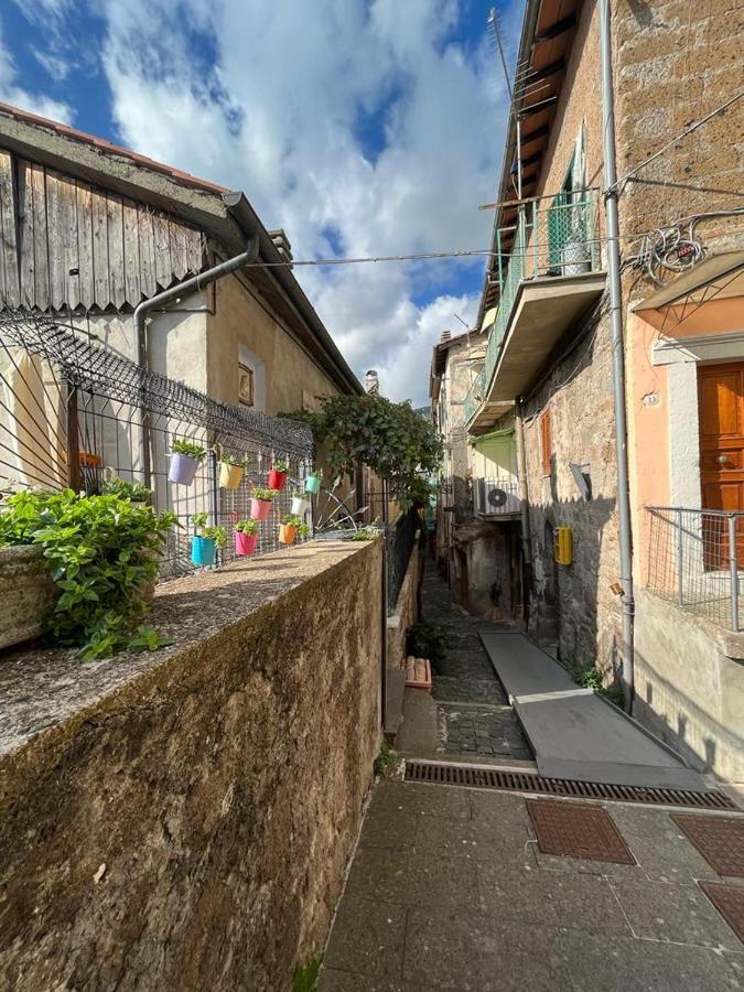 La Rocca House Apartman Soriano nel Cimino Kültér fotó